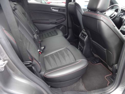 Used 2021 Ford Edge ST-Line image 13