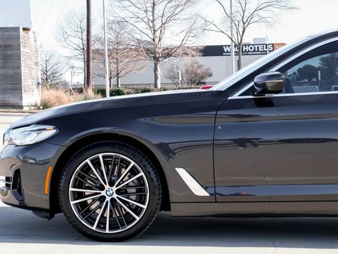 Used 2023 BMW 530i xDrive w/ Executive Package AWD/4WD image 12