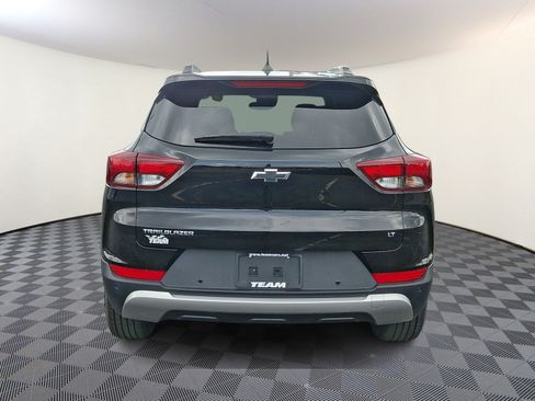 Used 2023 Chevrolet TrailBlazer LT w/ Convenience Package FWD image 5