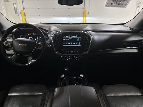 Used 2018 Chevrolet Traverse Premier w/ Driver Confidence II Package image 10