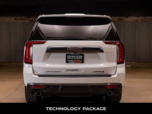 Used 2023 GMC Yukon XL AT4 image 7