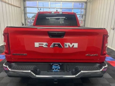 Used 2025 RAM 1500 Big Horn AWD/4WD image 5