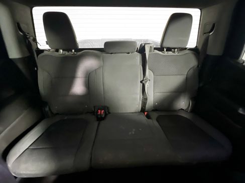 Used 2022 Chevrolet Silverado 1500 Custom RWD image 32