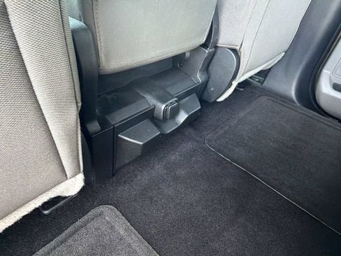 Used 2017 Ford F150 XLT AWD/4WD image 18