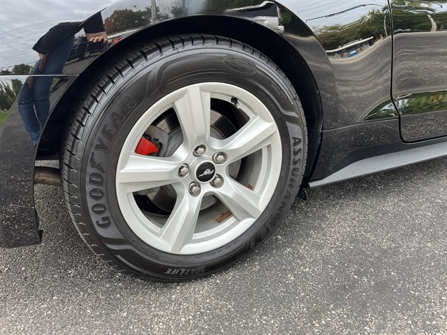 Used 2017 Ford Mustang Convertible RWD image 10