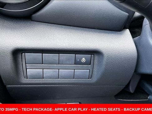 Used 2023 Nissan Kicks SR w/ SR Premium Package FWD image 15