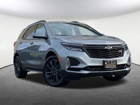 Used 2024 Chevrolet Equinox RS image 2