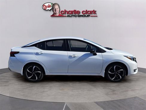 New 2025 Nissan Versa SR w/ Trunk Package image 7