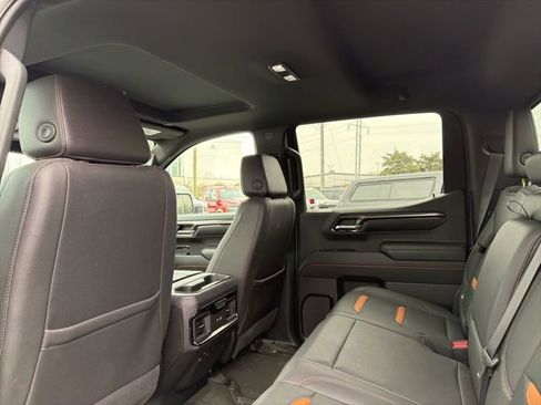 Used 2023 GMC Sierra 1500 AT4 w/ AT4 Premium Package image 14
