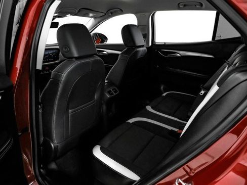 Used 2025 Buick Envision Sport Touring image 38