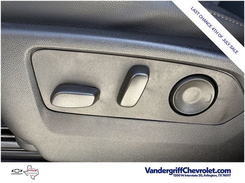 Used 2024 Chevrolet Tahoe LT w/ Luxury Package RWD image 25
