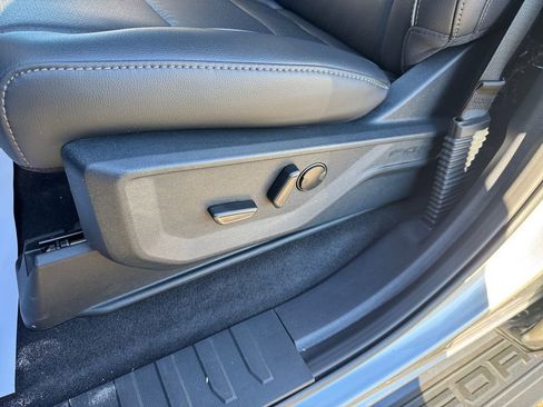 New 2025 Ford F150 Lariat w/ Equipment Group 501A Mid image 27