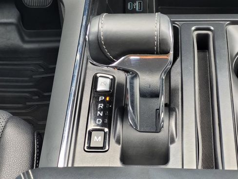 Used 2022 Ford F150 Lariat image 19