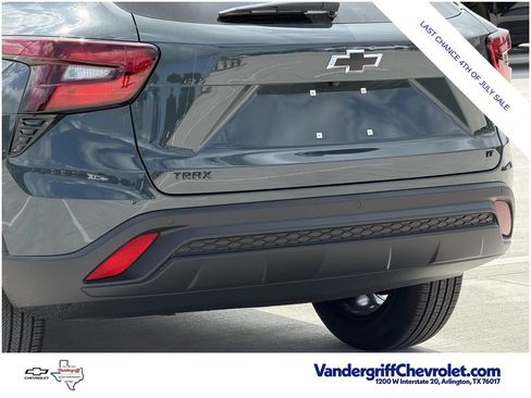 Used 2026 Chevrolet Trax LT w/ Driver Confidence Package FWD image 6
