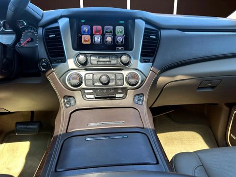 Used 2016 Chevrolet Suburban LTZ AWD/4WD image 18