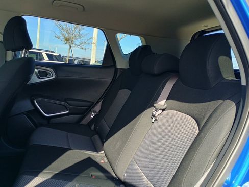 Used 2022 Kia Soul X-Line image 16