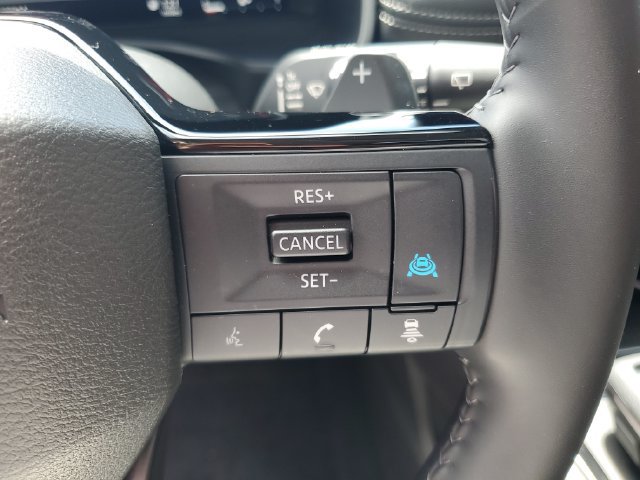 Certified 2025 Nissan Rogue SL w/ SL Premium Package FWD image 21