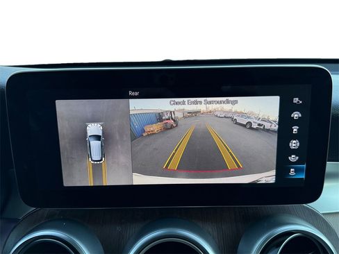 Used 2022 Mercedes-Benz GLC 300 4MATIC image 15