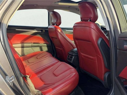 Used 2014 Ford Fusion Titanium image 14