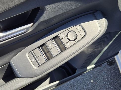 New 2026 Nissan Sentra SV w/ SV Convenience Package image 19