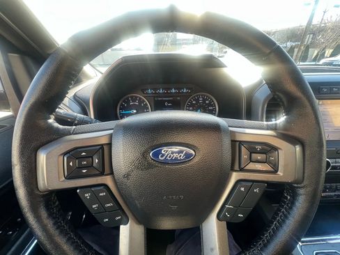 Used 2019 Ford Expedition XLT w/ Equipment Group 201A image 14