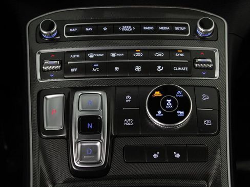 Certified 2023 Hyundai Santa Fe SEL image 20