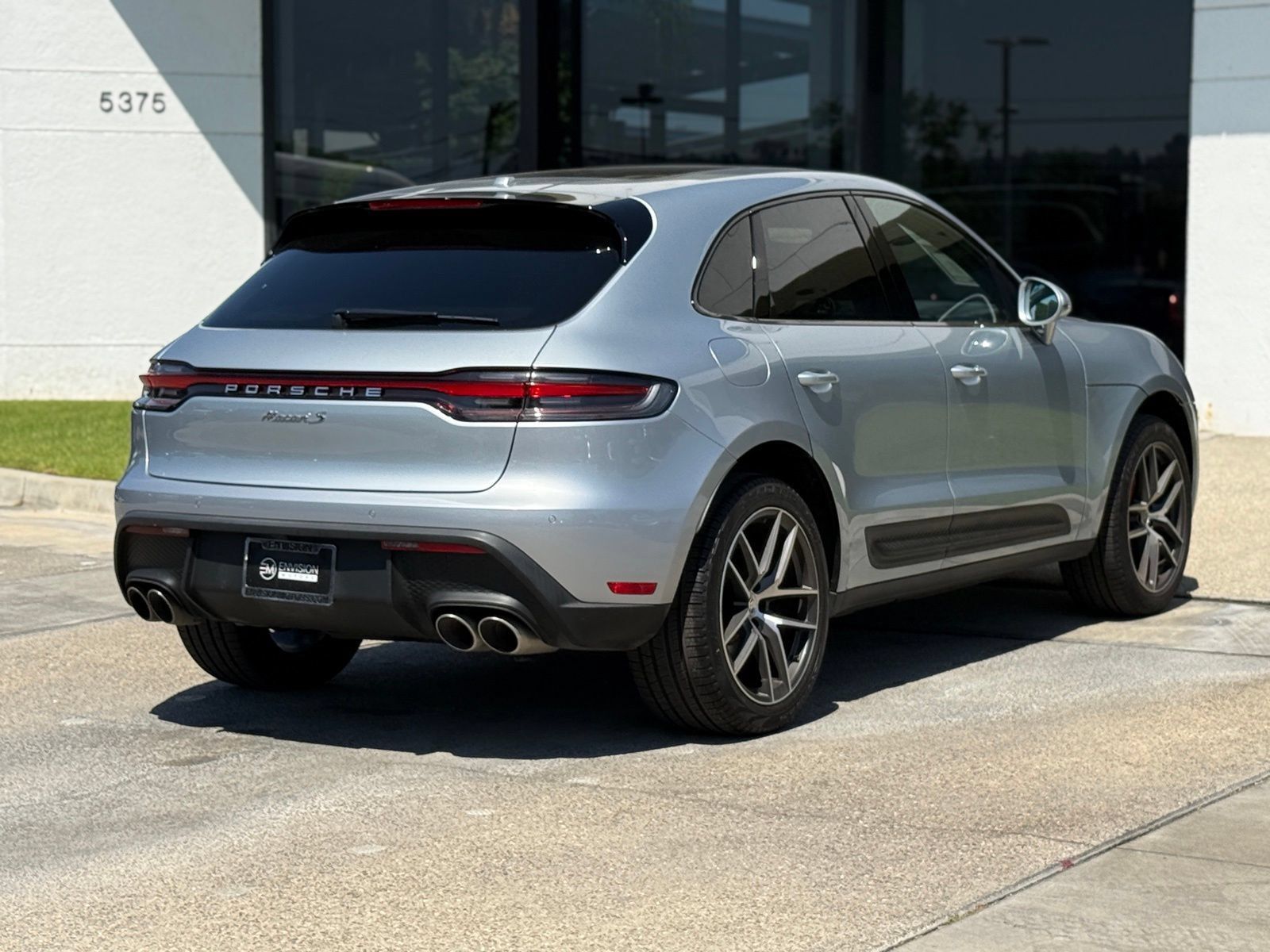 Used 2023 Porsche Macan S AWD/4WD image 15