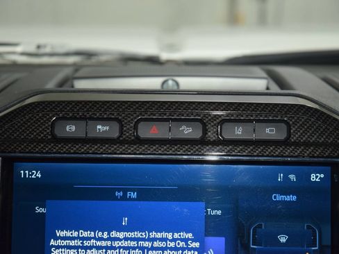 Used 2022 Ford F250 Lariat w/ Lariat Ultimate Package AWD/4WD image 34
