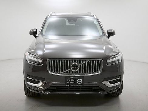 Certified 2023 Volvo XC90 B6 Ultimate w/ Lounge Package image 5