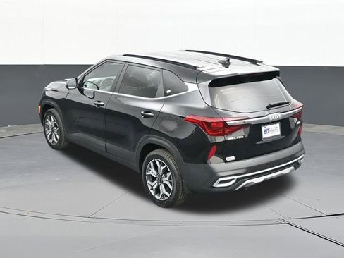 Used 2023 Kia Seltos EX image 58