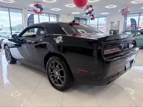Used 2018 Dodge Challenger GT AWD/4WD image 10