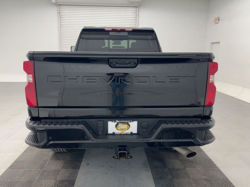 Used 2024 Chevrolet Silverado 3500 LTZ w/ LTZ Plus Package image 10