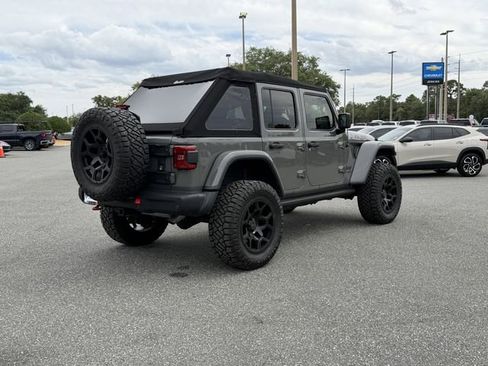 Used 2019 Jeep Wrangler Unlimited Rubicon AWD/4WD image 11