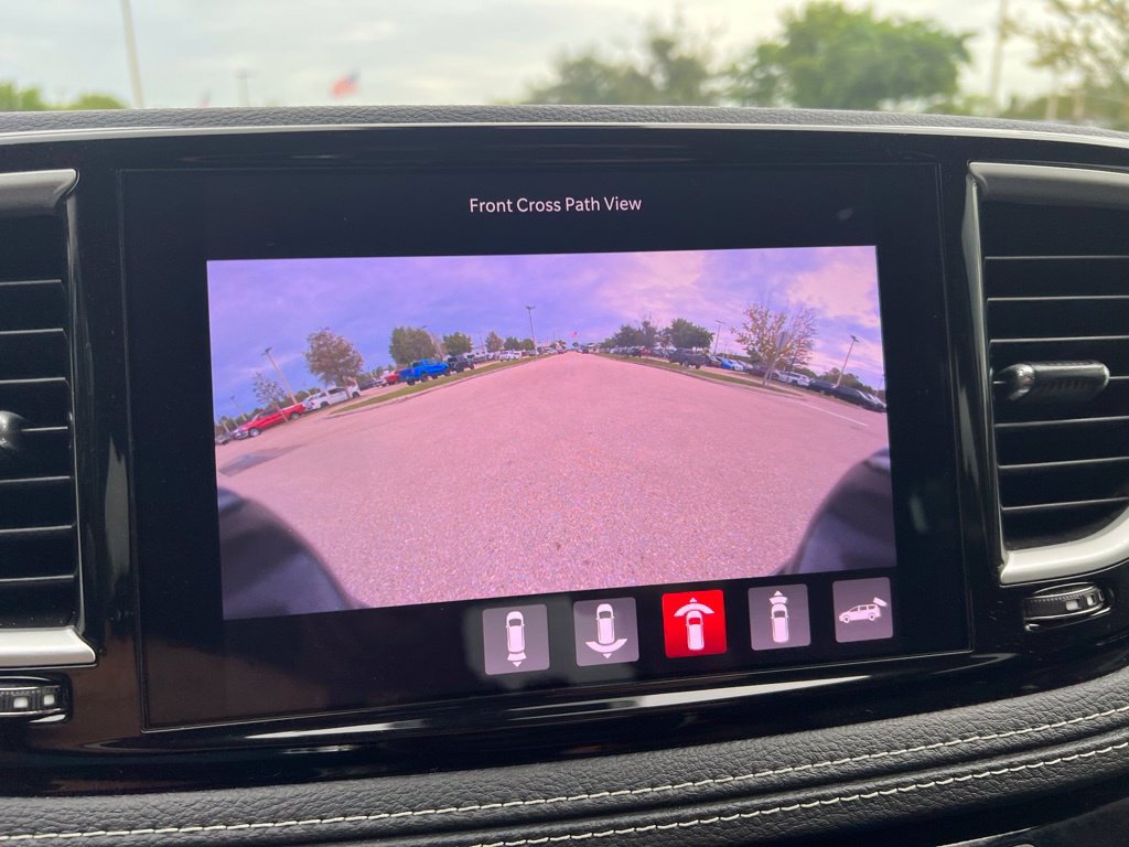 Used 2022 Chrysler Pacifica Touring-L w/ Uconnect Theater Family Group FWD image 48