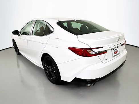 Certified 2025 Toyota Camry SE image 7