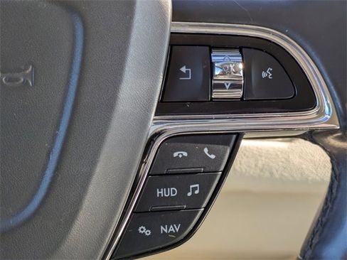 Used 2019 Lincoln Navigator L Reserve image 26