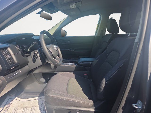 Certified 2026 Nissan Pathfinder SV w/ Cargo Package AWD/4WD image 10