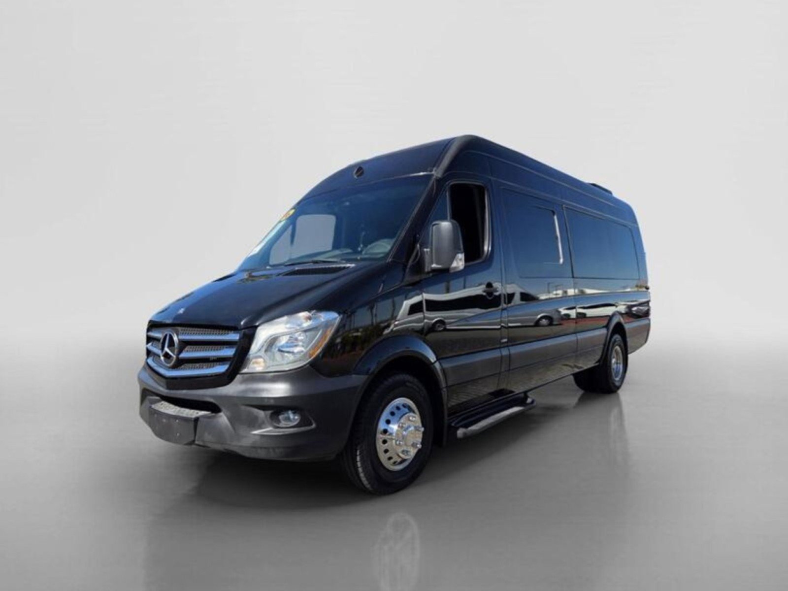 Used 2016 Mercedes-Benz Sprinter 3500 image 8