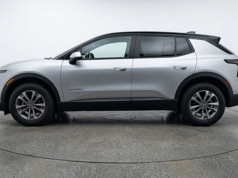 Used 2025 Chevrolet Equinox LT image 5