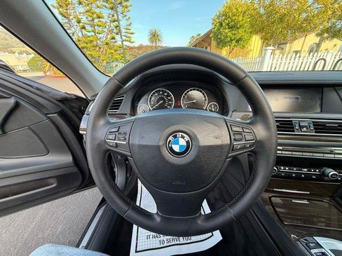 Used 2009 BMW 750i RWD image 64