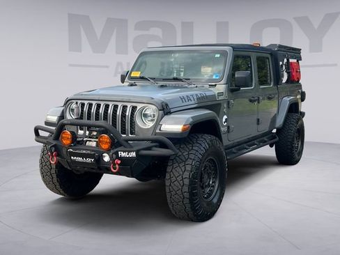 Used 2020 Jeep Gladiator Overland w/ LED Lighting Group AWD/4WD image 1