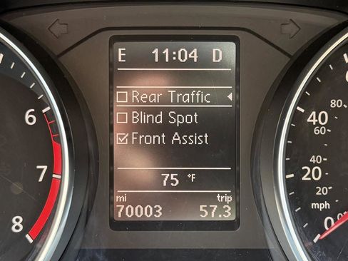 Used 2017 Volkswagen Passat 1.8T SE FWD image 18