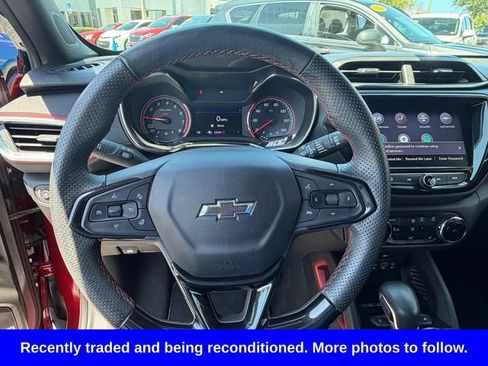 Used 2023 Chevrolet TrailBlazer RS w/ Technology Package FWD image 20
