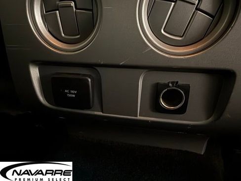 Used 2012 Ford F150 Platinum image 11