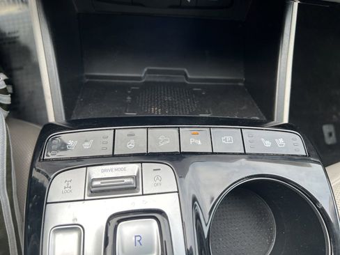 Used 2024 Hyundai Tucson Limited image 24