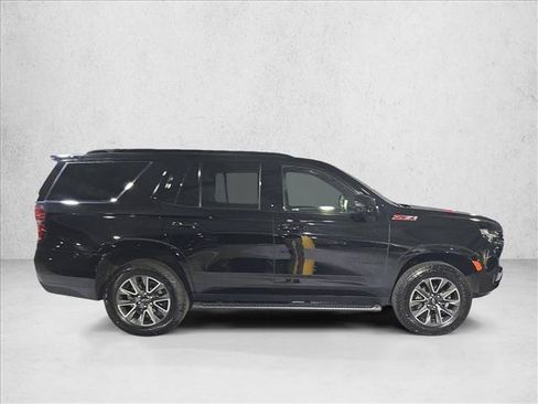 Used 2023 Chevrolet Tahoe Z71 w/ Luxury Package AWD/4WD image 4