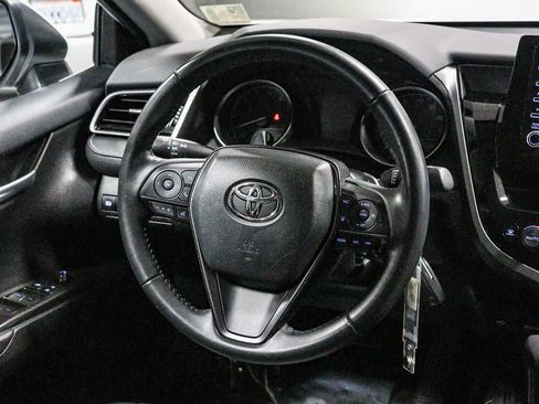 Used 2023 Toyota Camry SE FWD image 15