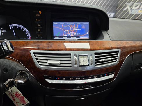 Used 2010 Mercedes-Benz S 550 4MATIC image 23