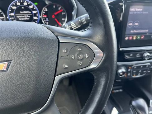Used 2022 Chevrolet Traverse Premier image 16