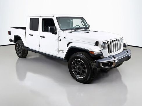 Used 2023 Jeep Gladiator Overland image 36
